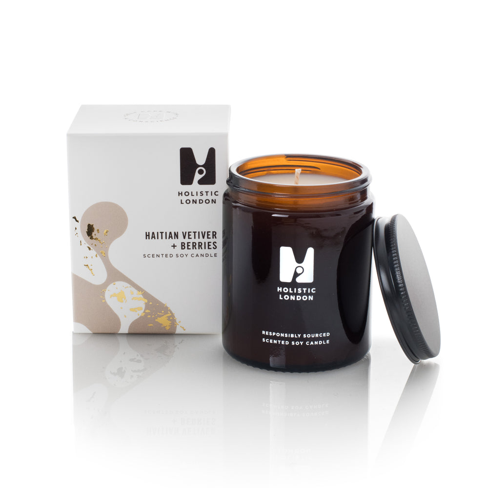 HAITIAN VETIVER + BERRIES SCENTED CANDLE